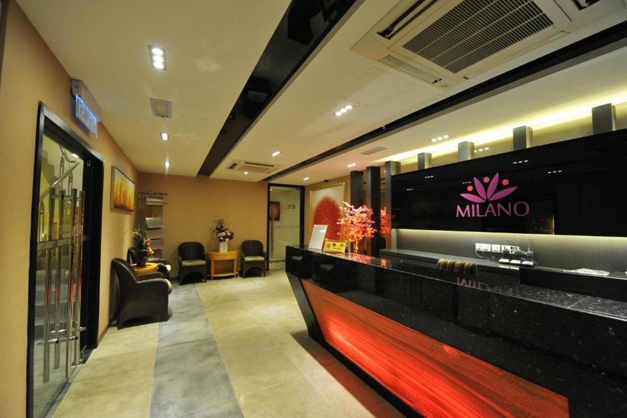 Milano Hotel Келуанг Екстериор снимка