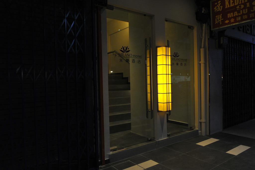 Milano Hotel Келуанг Екстериор снимка
